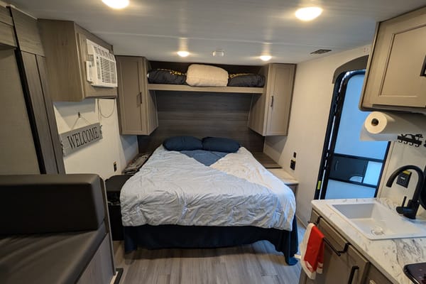 Redwood - Cozy Couples Camper (Sleeps 4-6)