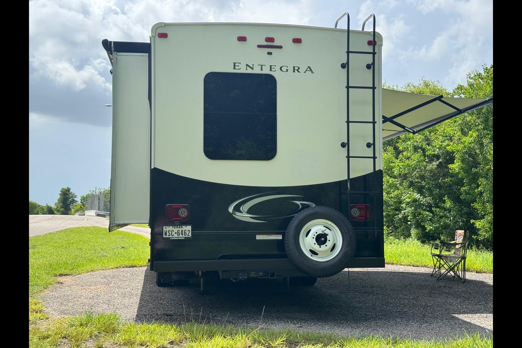 Phoenix - Entegra Coach Odyssey 31F Class C ***SLEEPS 10***UNLIMITED MILES***