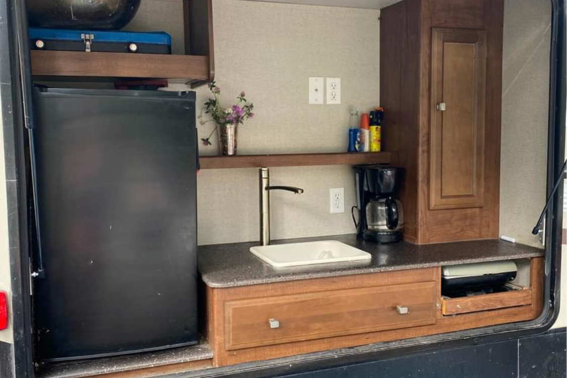 Tylor & Joshs Coachmen 292bhds Travel Trailer