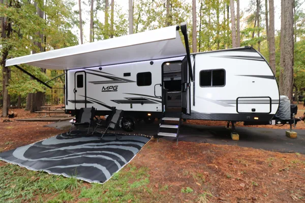 2021 MPG 2720BH Luxury Family Bunkhouse Camper