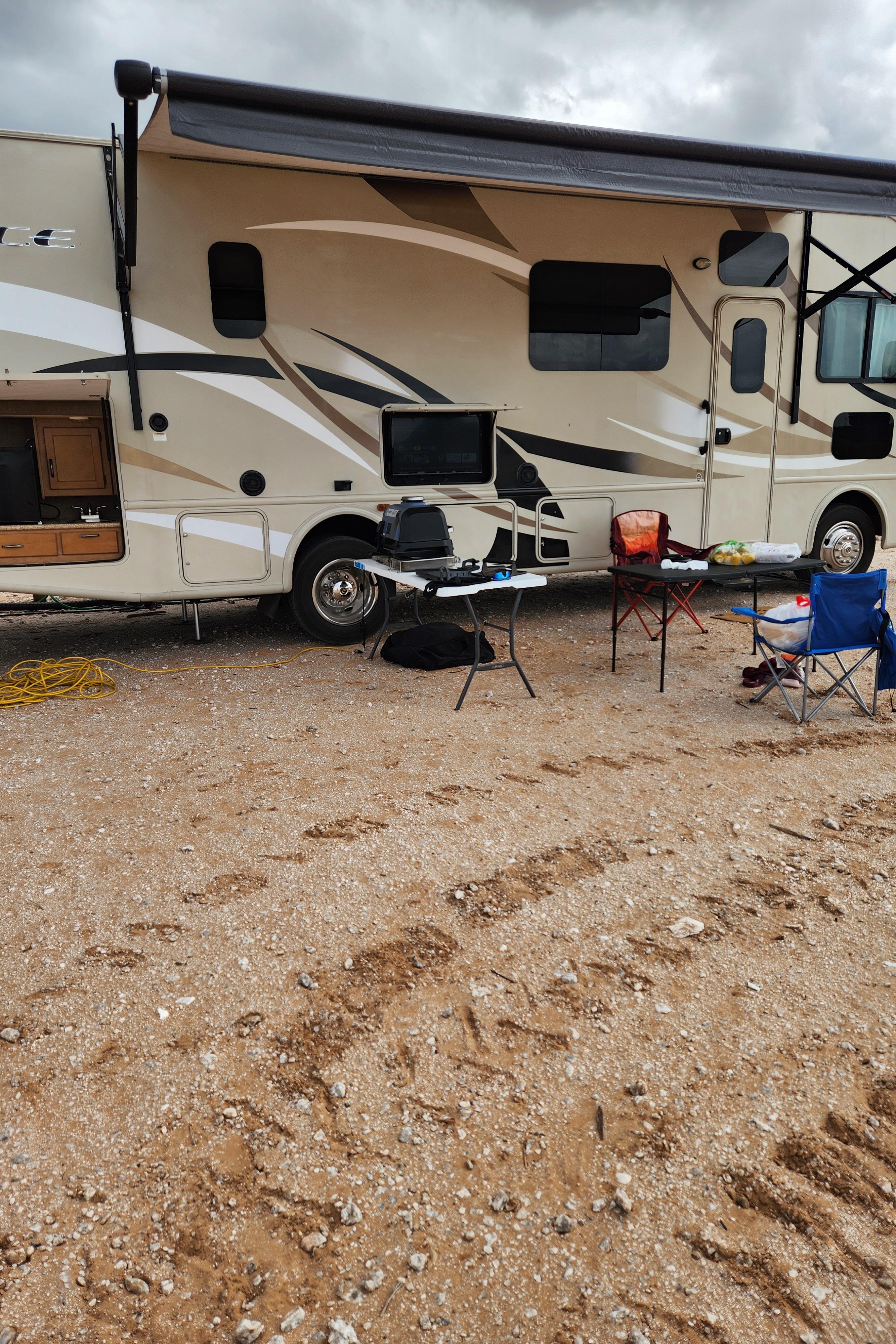 Terry's Thor Motor Coach Ace Class A