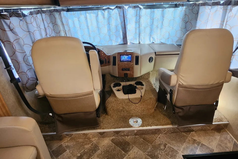 Terry's Thor Motor Coach Ace Class A