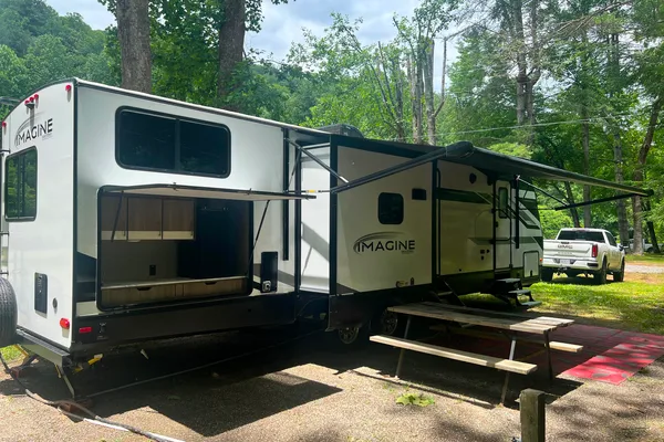 P.J.'s Grand Design 3250BH Travel Trailer