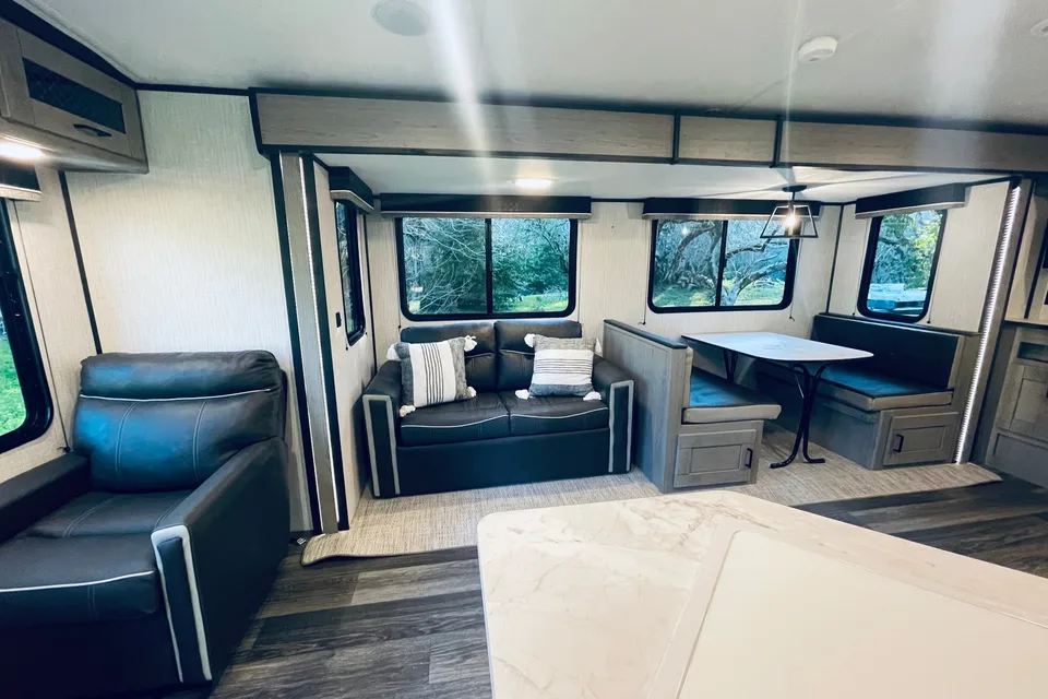 Cozy Modern Heartland Mallard Travel Trailer