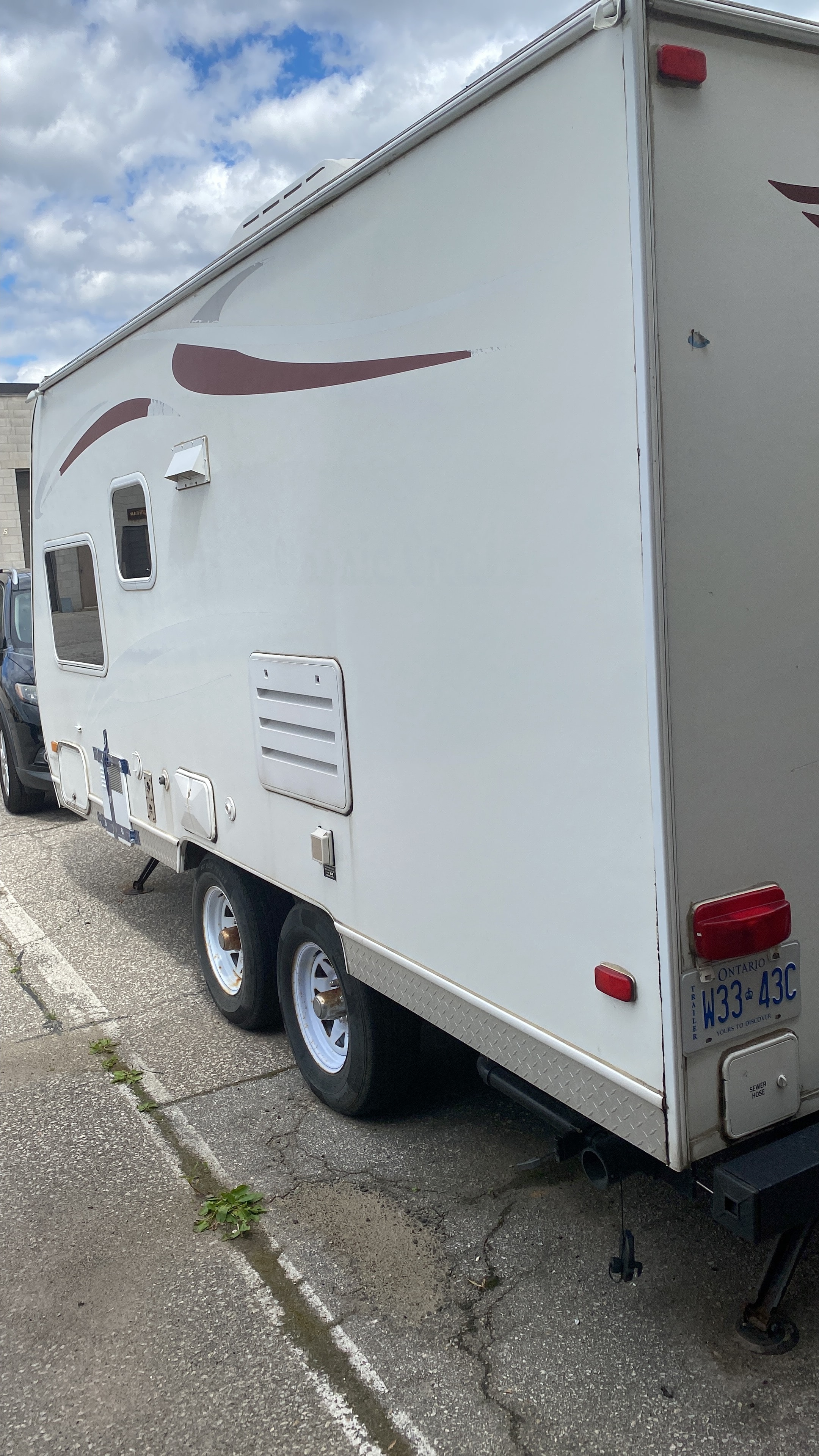 Ultra light easy towing complete Travel Trailer