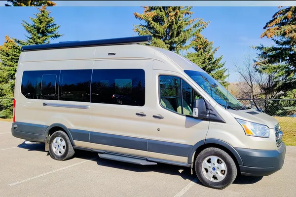 Adventurer Okanagan Tribute Campervan for 2+2