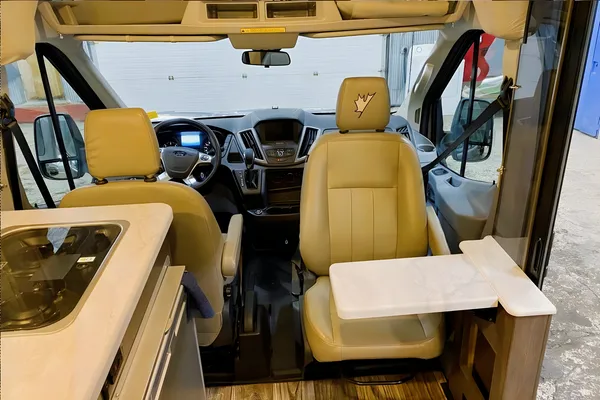 Adventurer Okanagan Tribute Campervan for 2+2