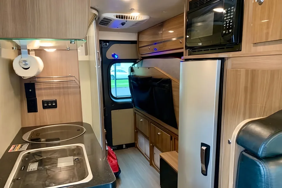 Beautiful Winnebago Travato 59G Class B