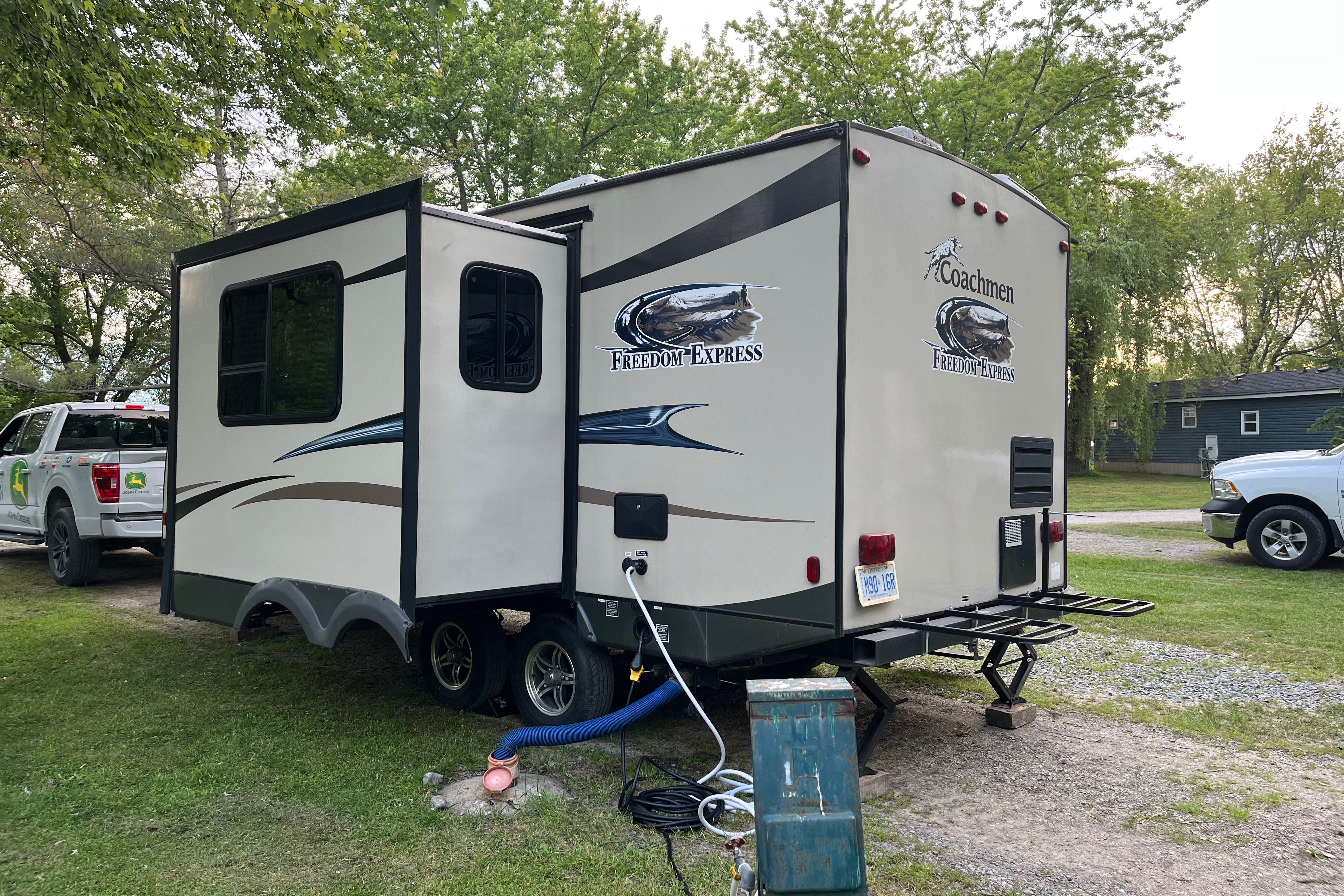 JOHN's Forest River Forest River Travel Trailer