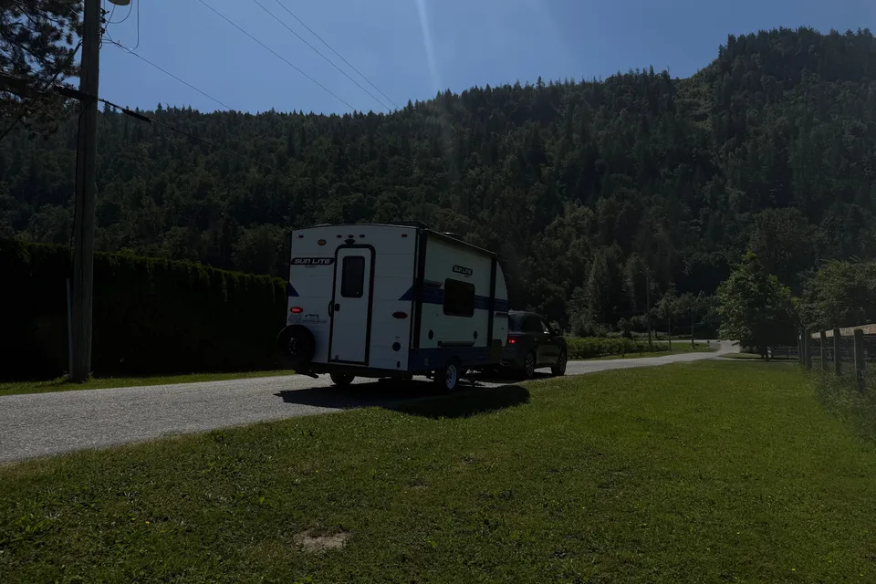 Sam's Sun lite Bh16 Travel Trailer