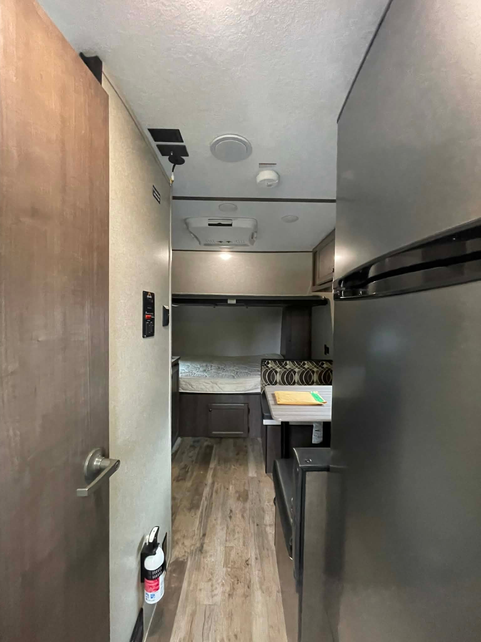Sam's Sun lite Bh16 Travel Trailer