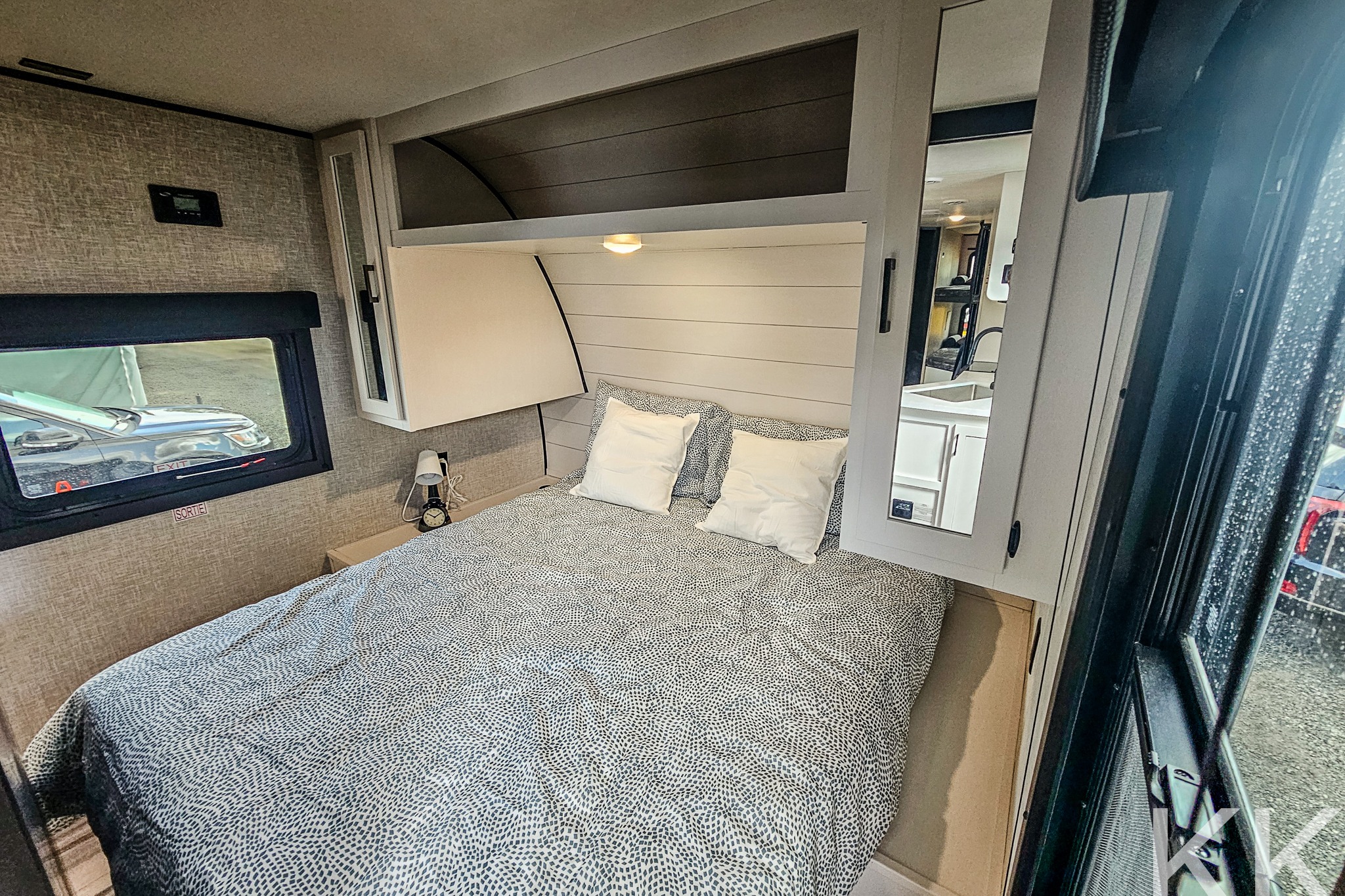 Open Range 26BHS Luxury Family Travel Trailer – Sleeps 10 | Upgraded Mattress | Fully Loaded