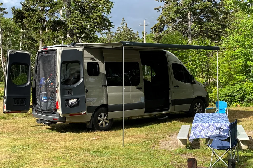Grand Sprinter Vanlife avec 2 kids