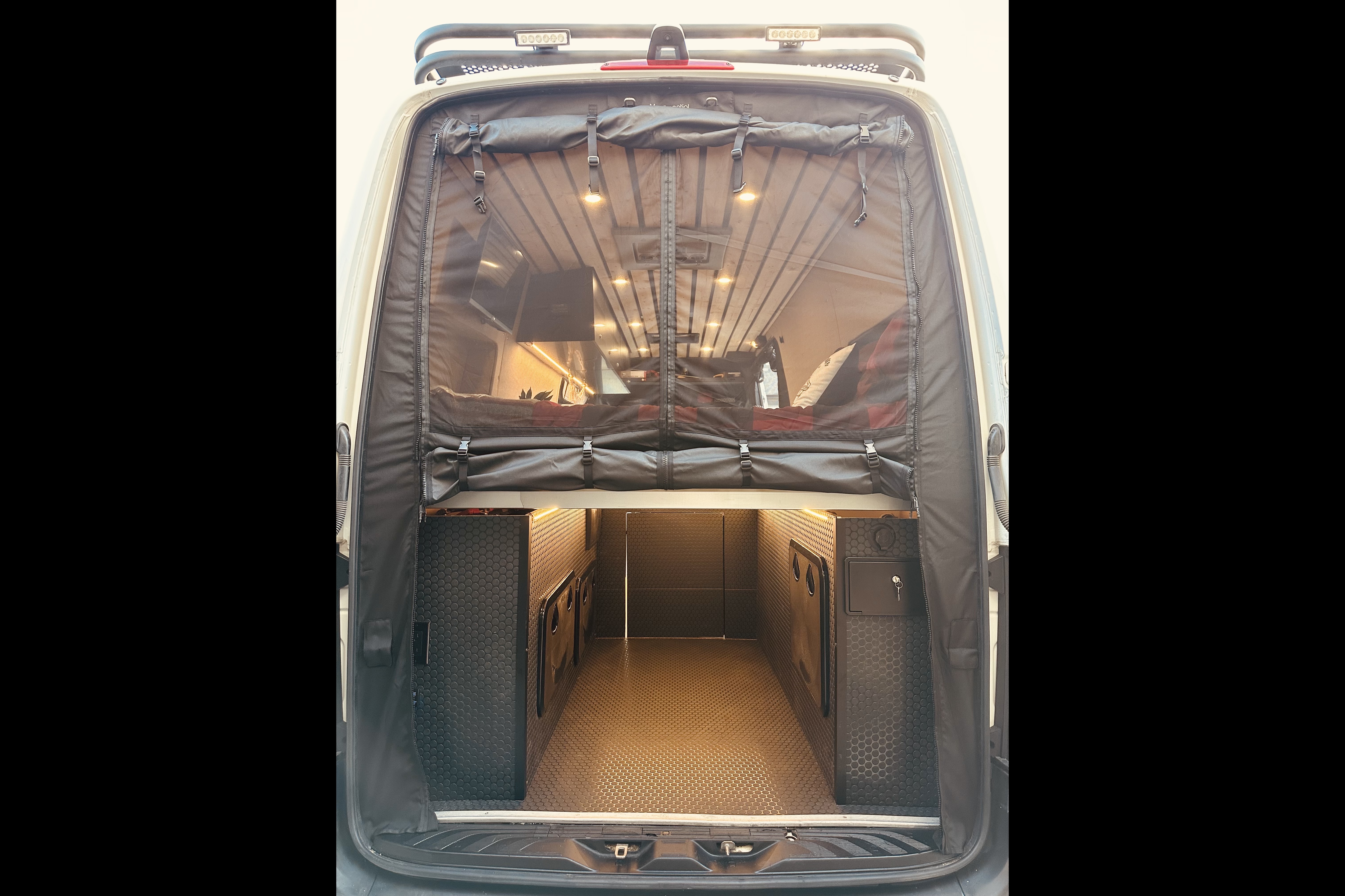 David's Luxury Mercedes-Benz Sprinter 170 4x4 Campervan