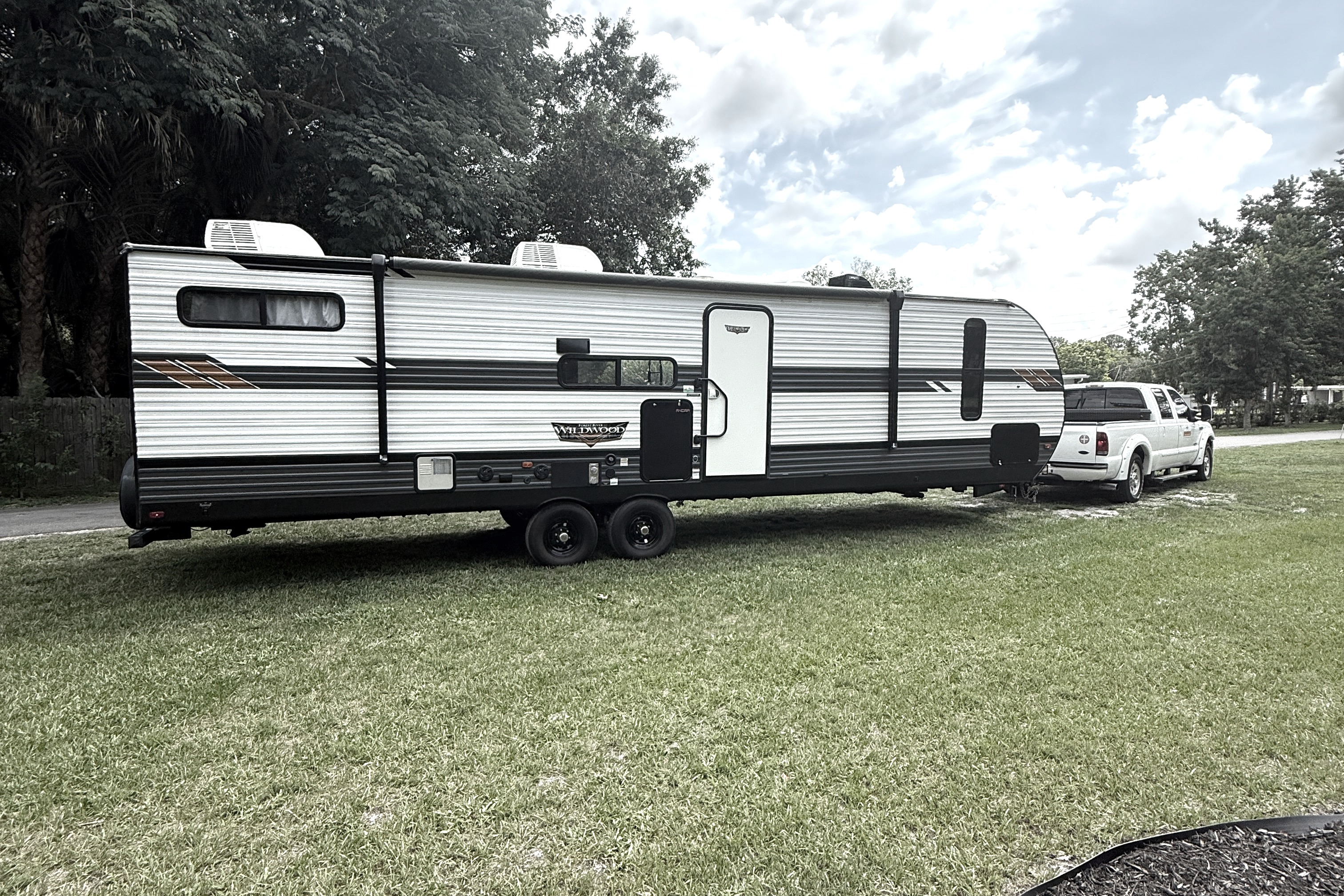 Big Bertha's Bunkhouse- 2022 Forest River Wildwood 29VBUD