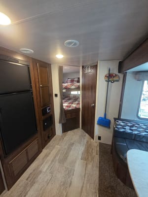 Great Lakes Glampers Heartland Mallard Travel Trailer