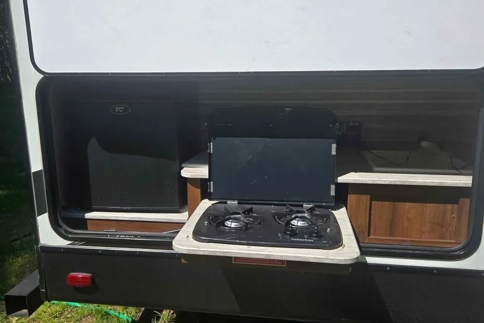 Great Lakes Glampers Heartland Mallard Travel Trailer