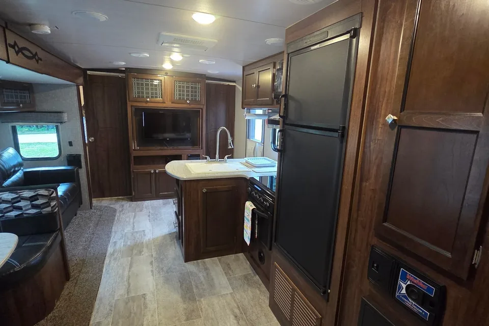 Great Lakes Glampers Heartland Mallard Travel Trailer