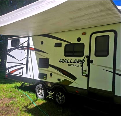 Great Lakes Glampers Heartland Mallard Travel Trailer