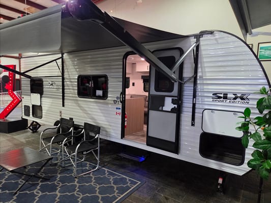 Nate and Katie's Jayco SLX Travel Trailer