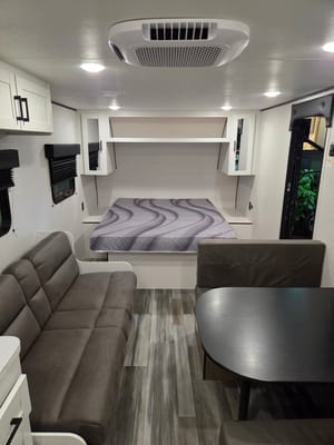 Nate and Katie's Jayco SLX Travel Trailer