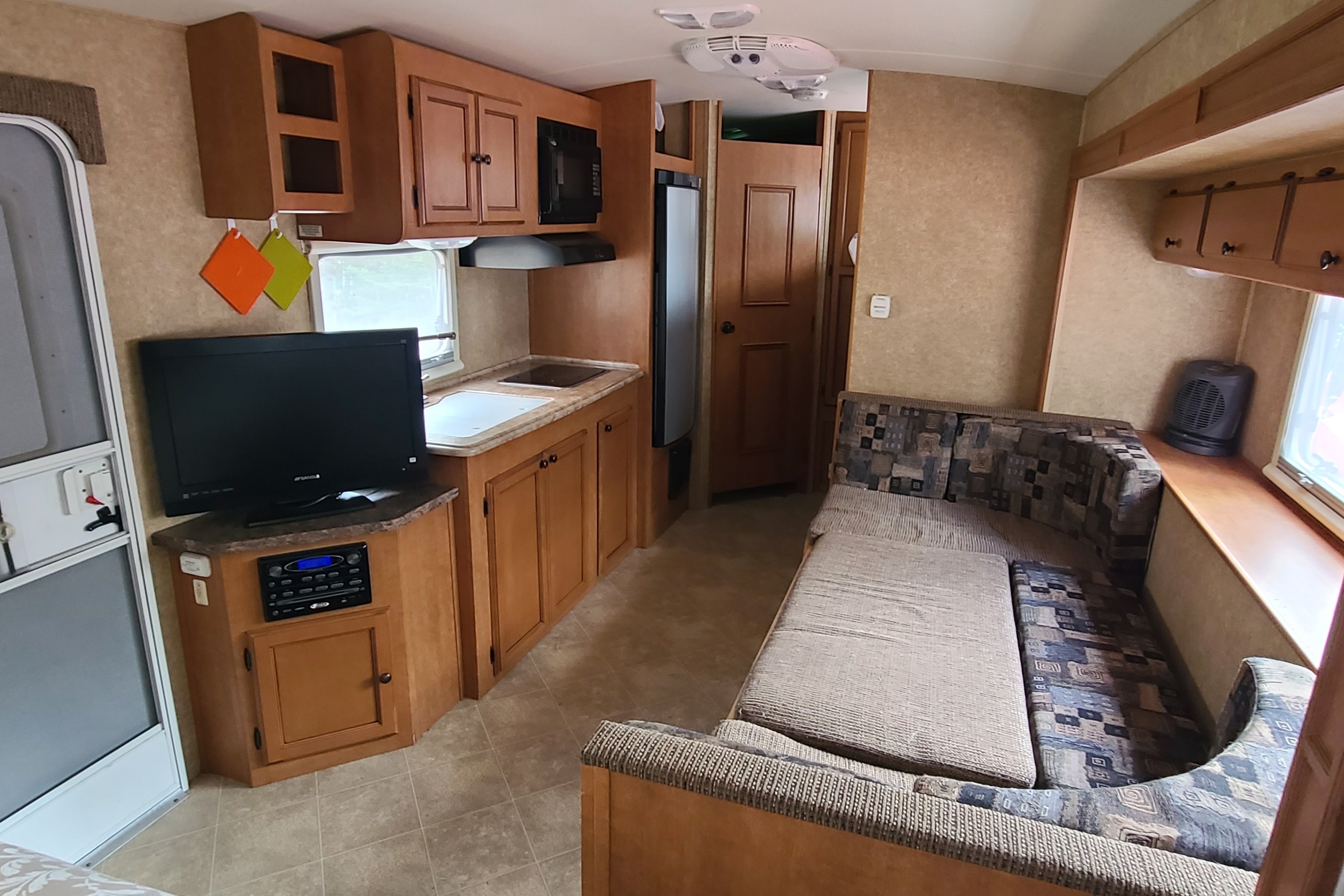 The Sweet Spot - (3690lbs) RV