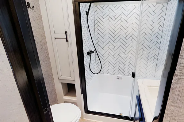 Modern Luxury Trailer for Outdoor Getaway