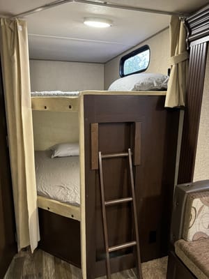 Halfmoon Woods Cabin on Wheels