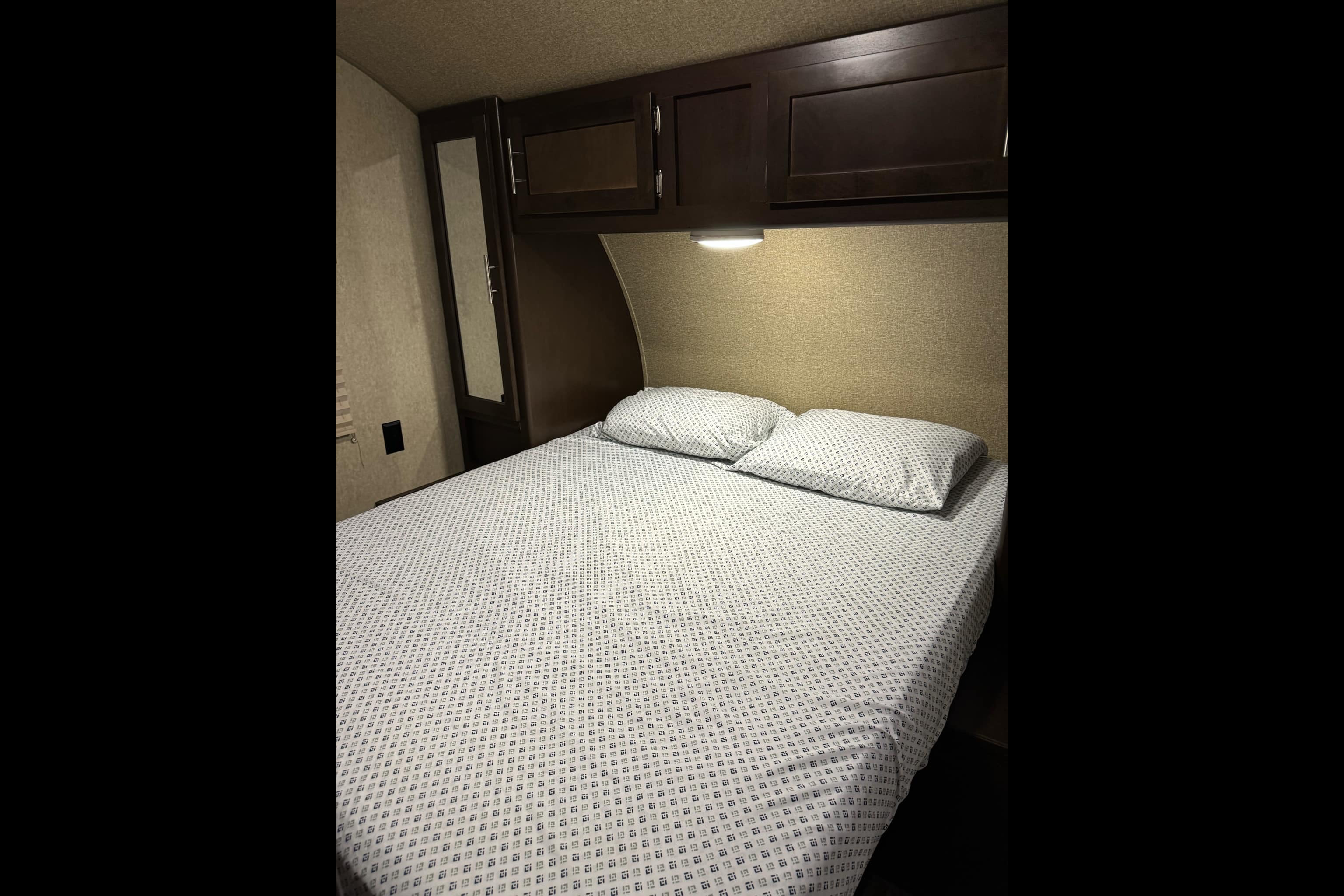 Halfmoon Woods Cabin on Wheels