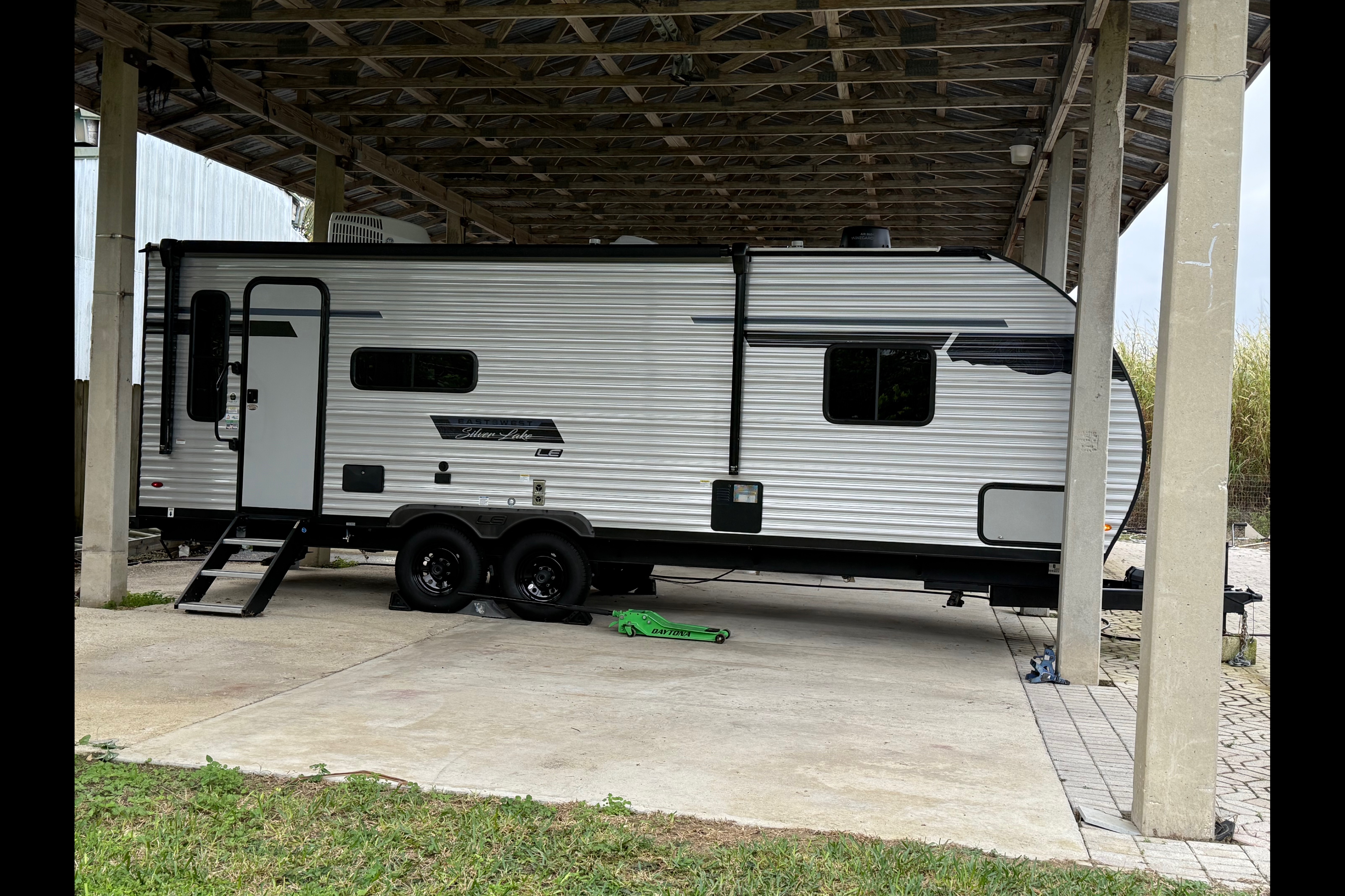 Tim's Forest River East west Silver Lake LE Travel Trailer