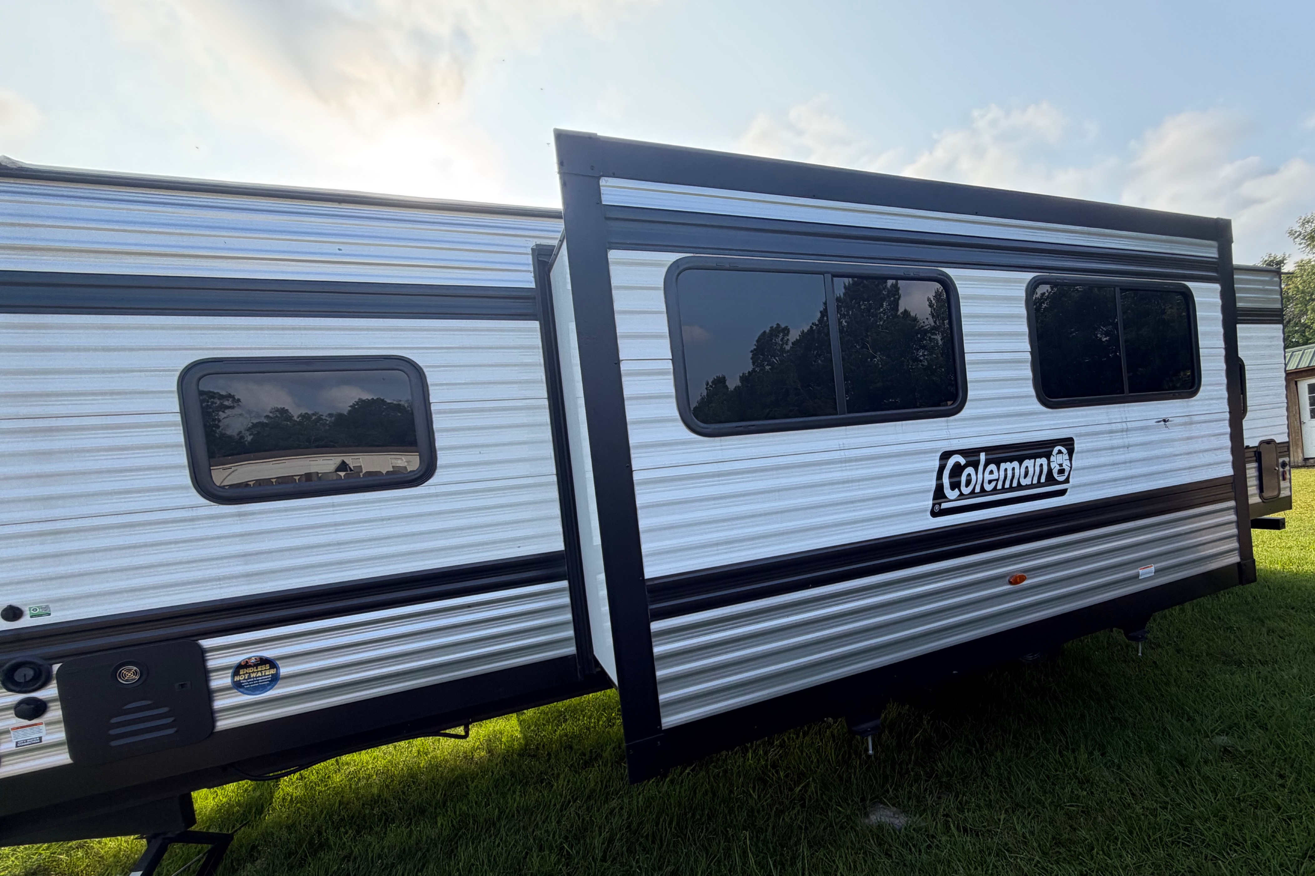 Robert's Keystone Coleman Travel Trailer