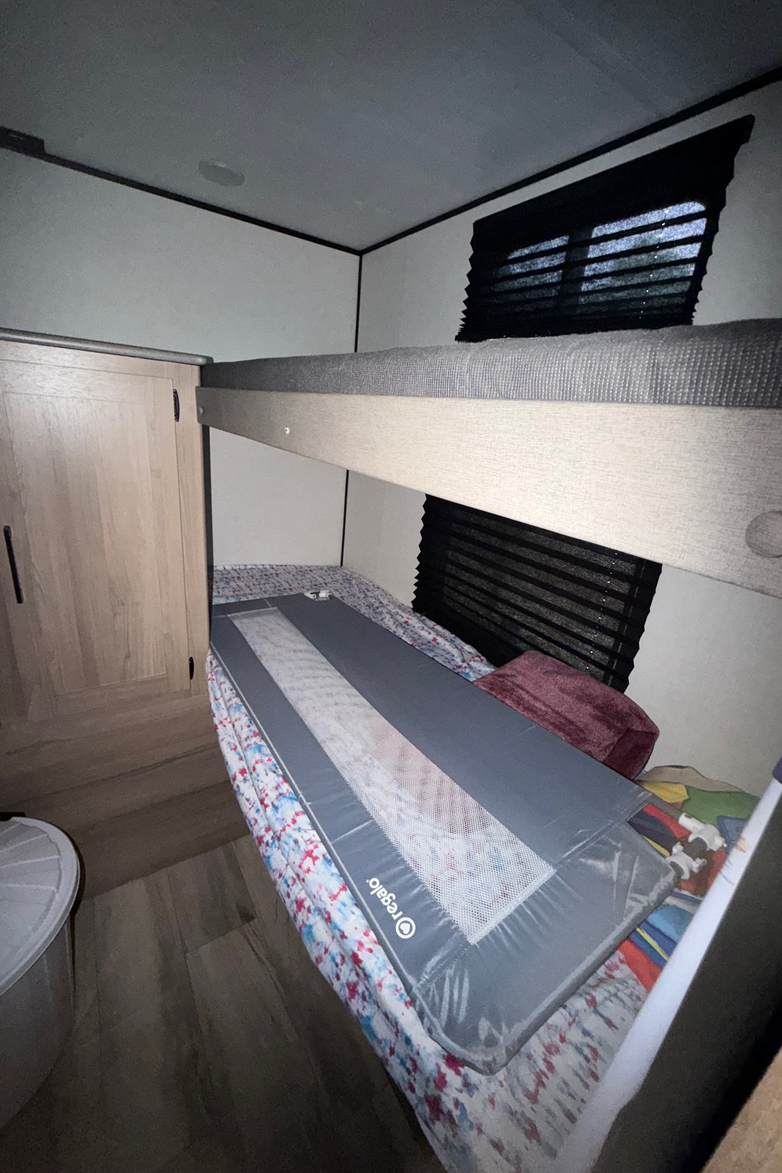 Robert's Keystone Coleman Travel Trailer