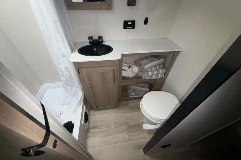 Robert's Keystone Coleman Travel Trailer