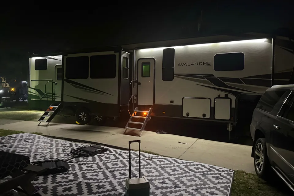 Matt's Keystone Avalanche Fifth Wheel