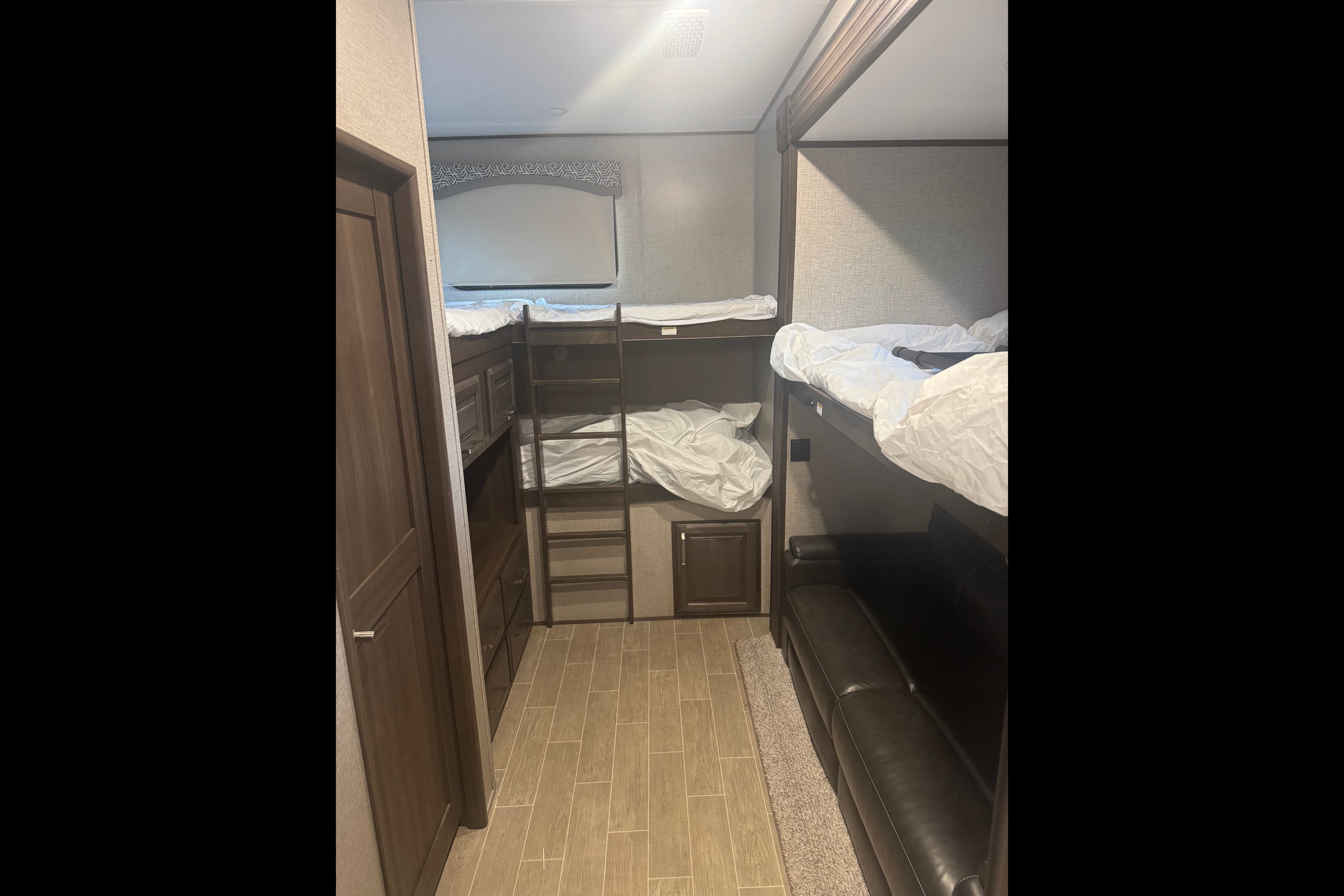Matt's Keystone Avalanche Fifth Wheel