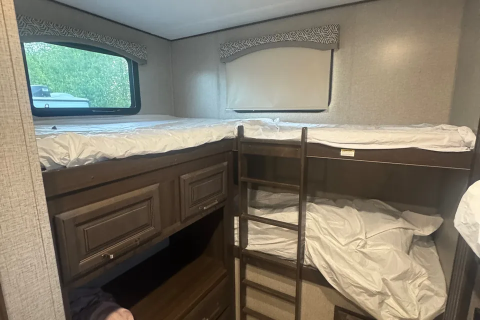 Matt's Keystone Avalanche Fifth Wheel