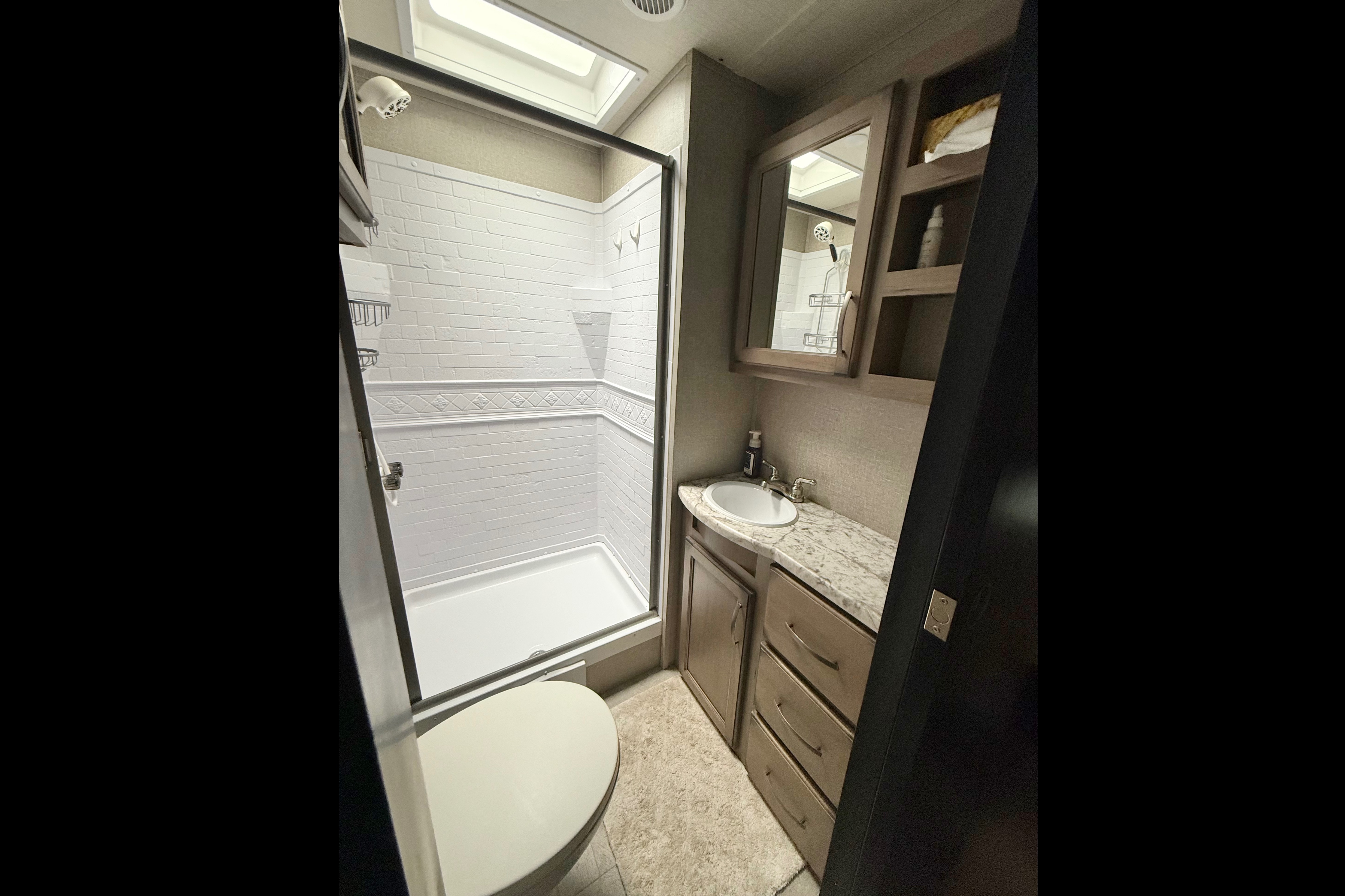 Gordon's Grand Design 28MKS Travel Trailer