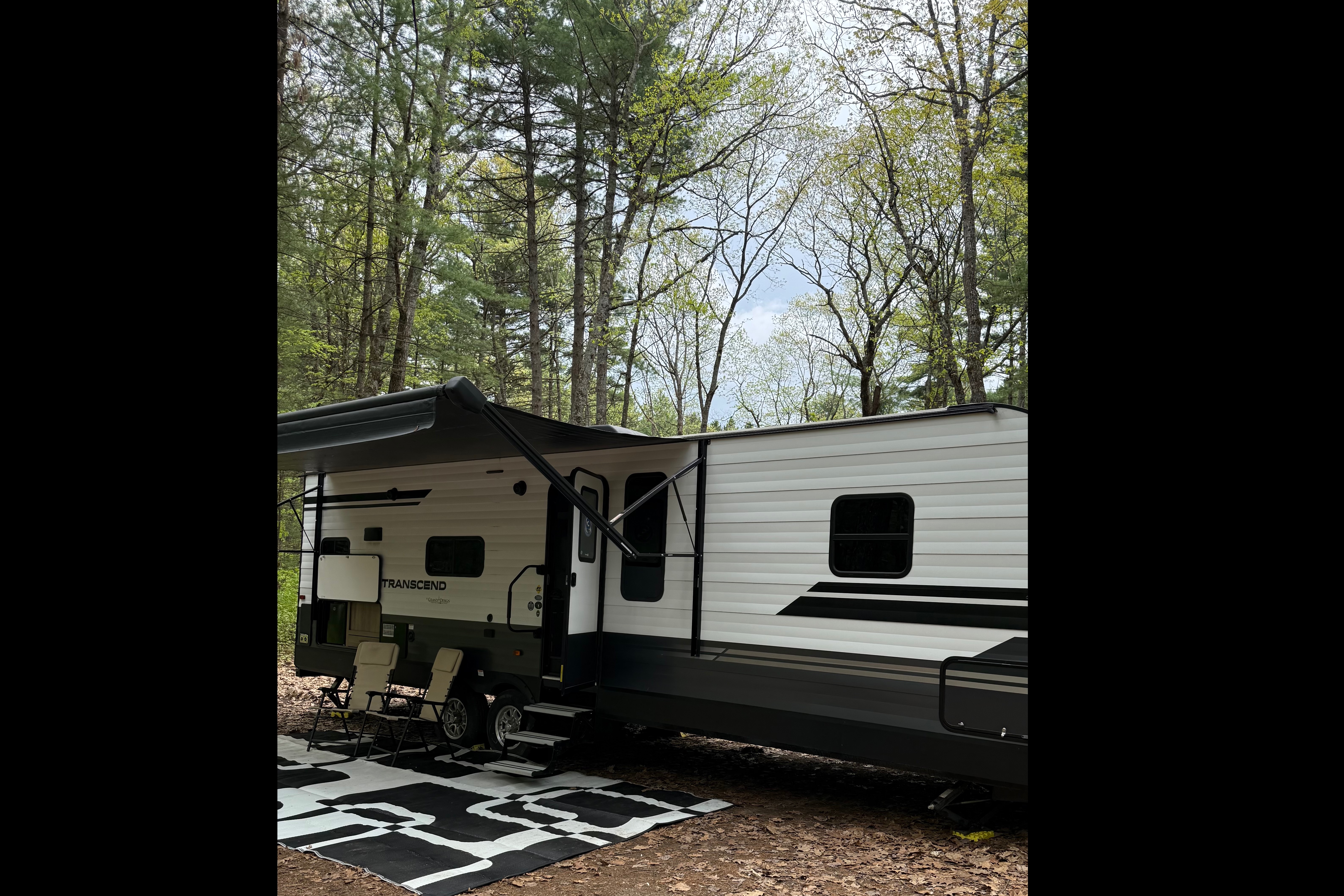 Gordon's Grand Design 28MKS Travel Trailer