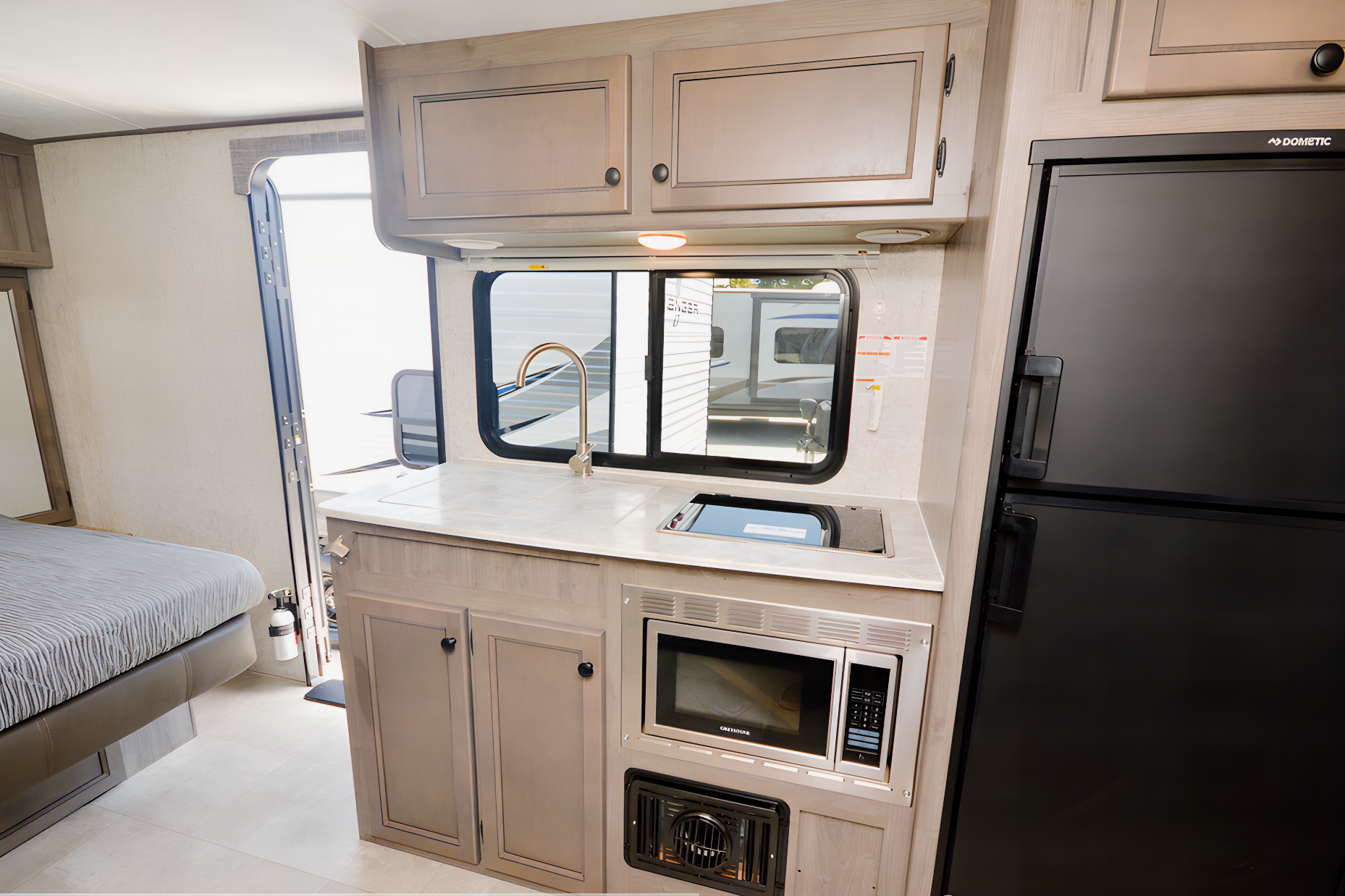 Coachmen Apex 208BHS Travel Trailer