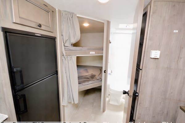 Coachmen Apex 208BHS Travel Trailer