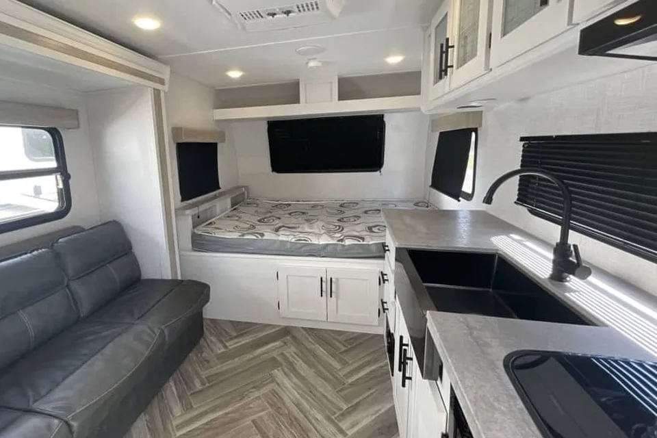Chelsey's Coleman Rubicon Travel Trailer
