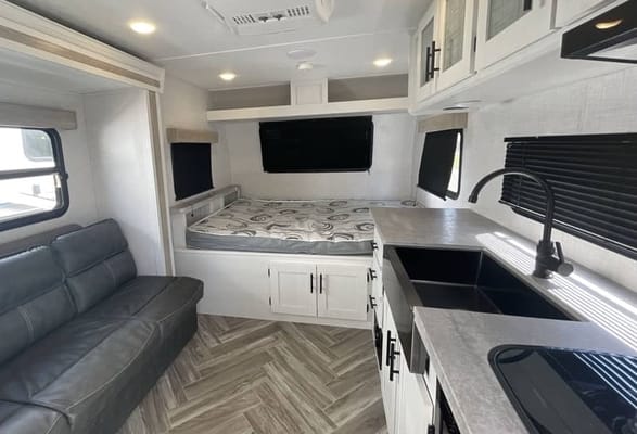 Chelsey's Coleman Rubicon Travel Trailer