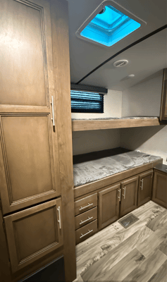 'Clementine' 2020 Keystone Cougar Half ton 34TSB ACO2090