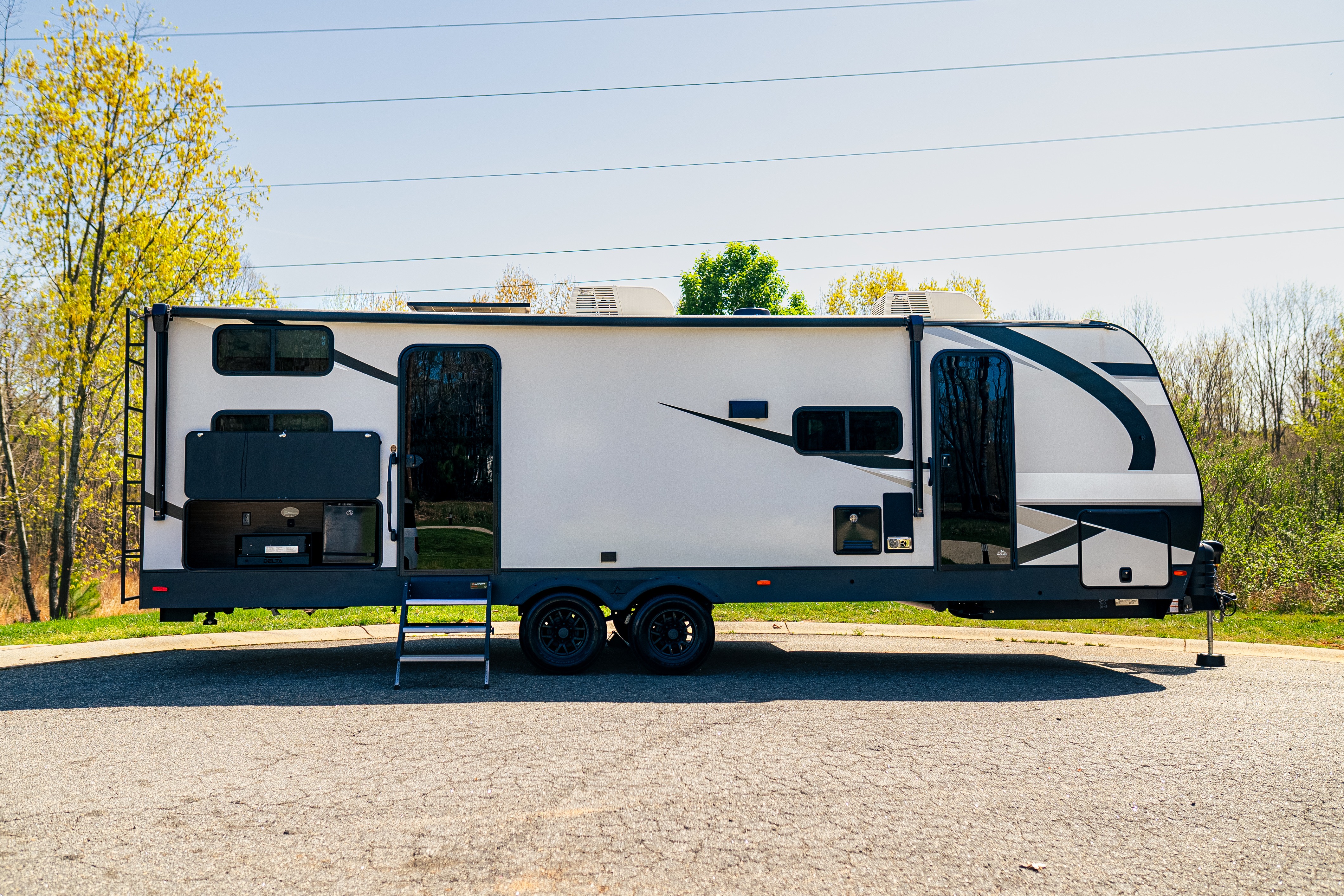 Travis's Alliance RV Delta 281BH Travel Trailer