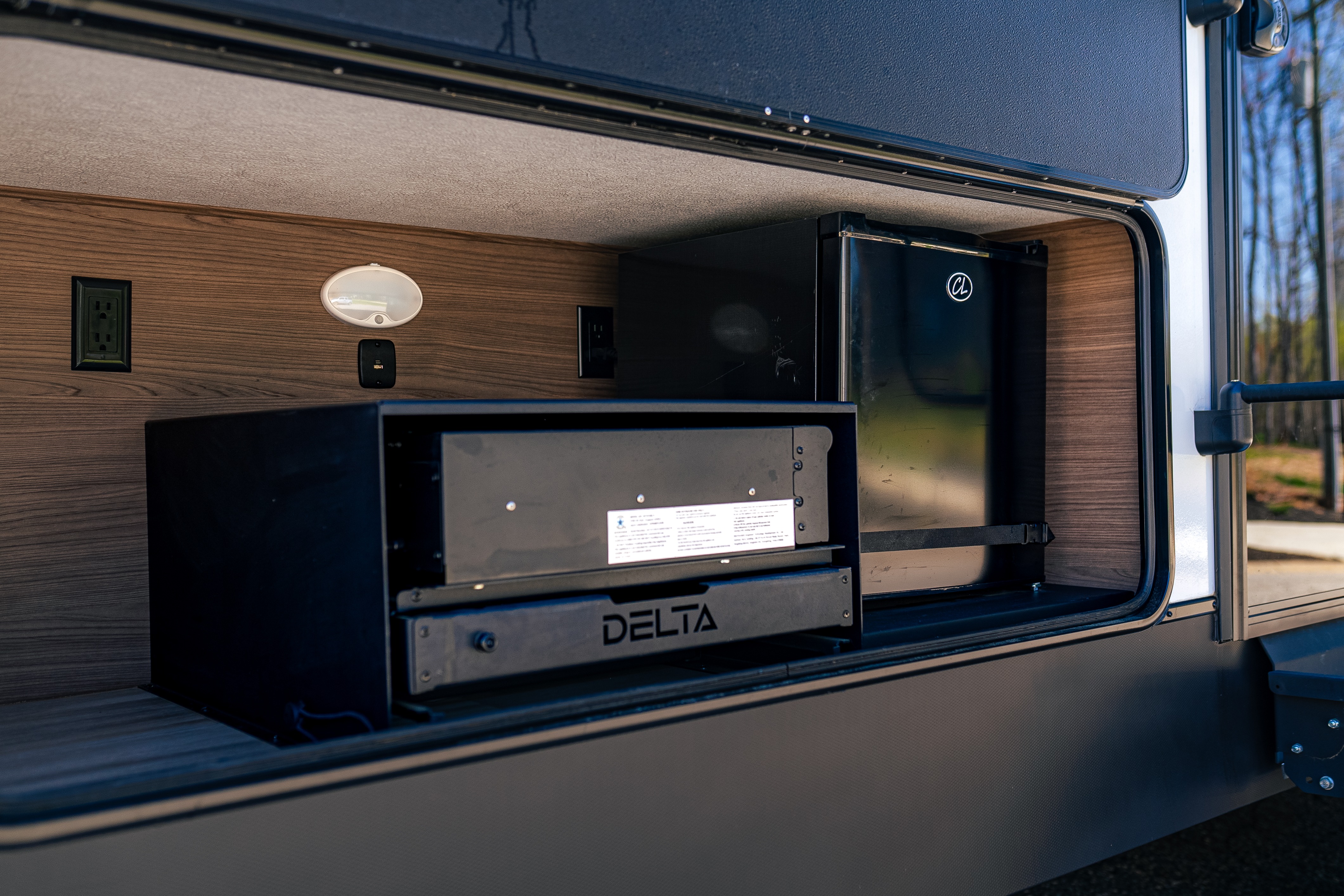 Travis's Alliance RV Delta 281BH Travel Trailer