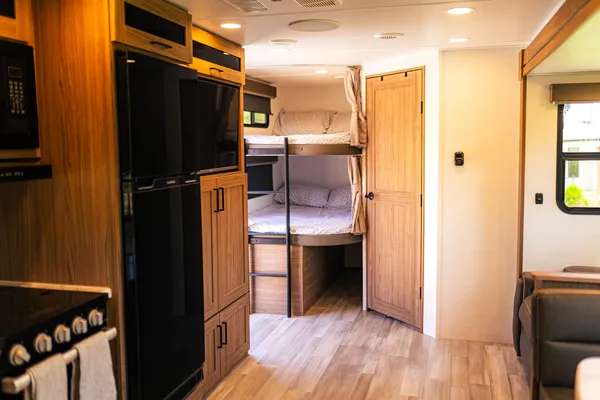 Travis's Alliance RV Delta 281BH Travel Trailer