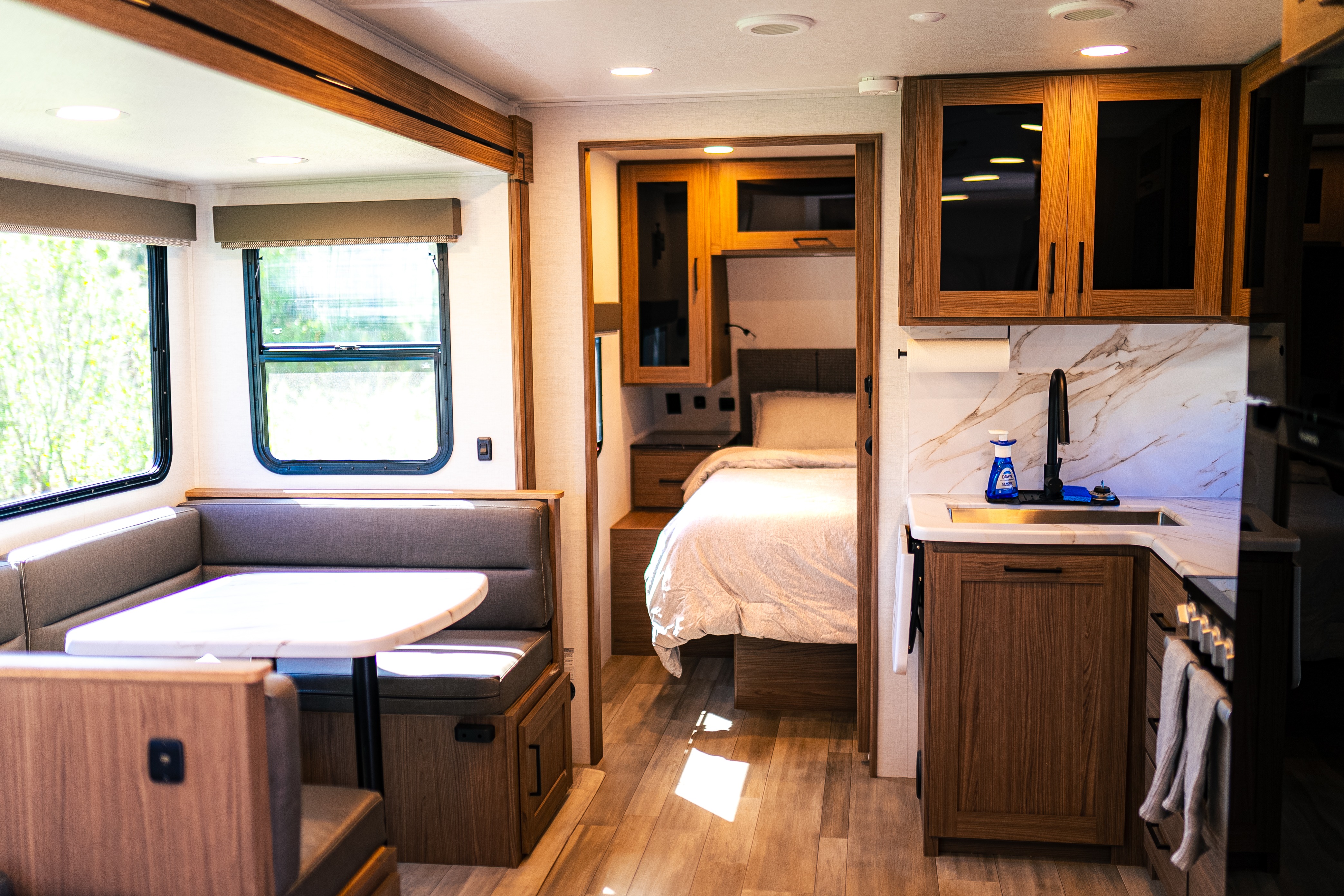 Travis's Alliance RV Delta 281BH Travel Trailer