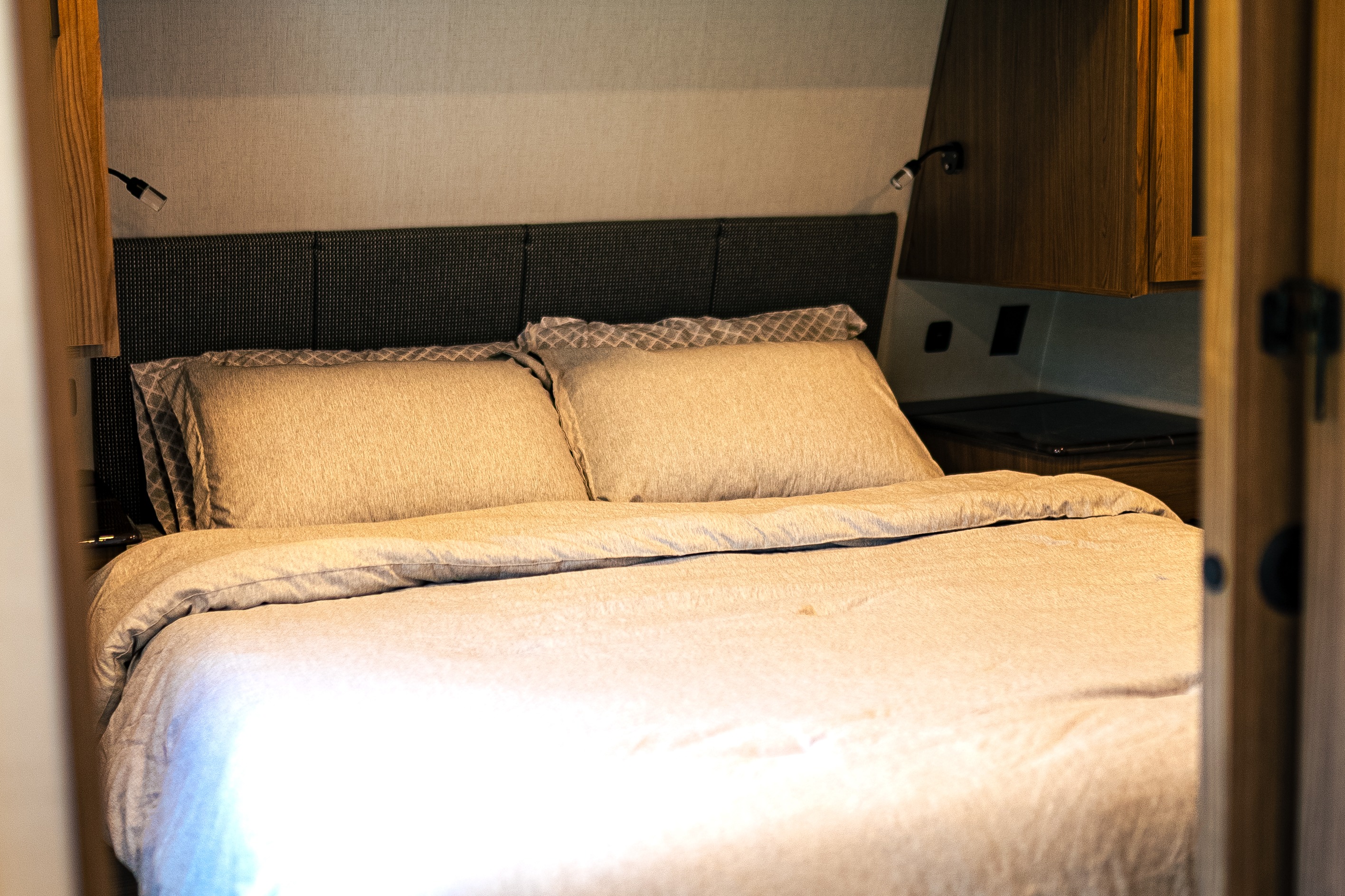Travis's Alliance RV Delta 281BH Travel Trailer