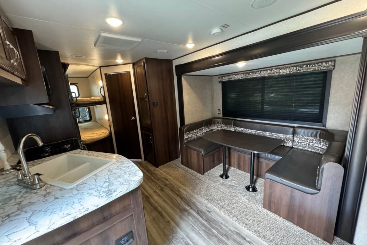 Amy's Jayco Jay Flight SLX Travel Trailer