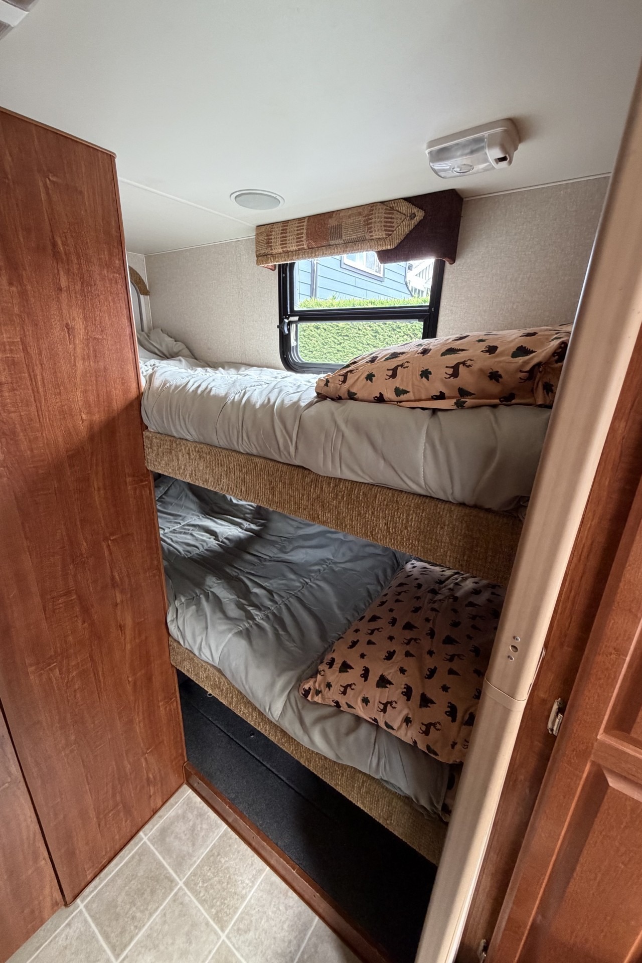 Chelsea's Komfort Trail Blazer Travel Trailer